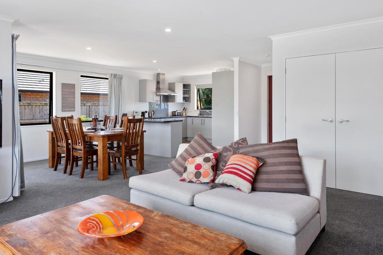 The Waterfront Ruakaka - Ruakaka Holiday Home Extérieur photo