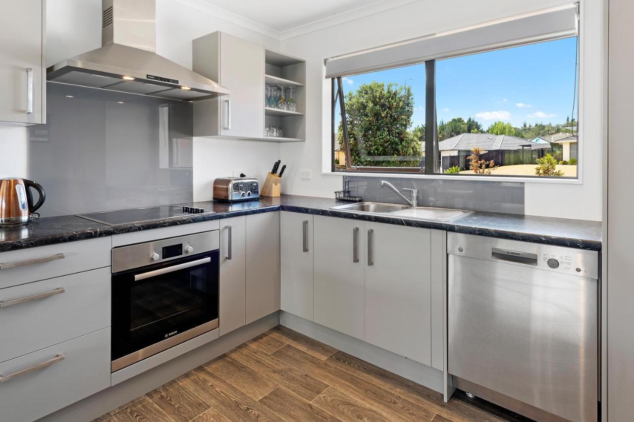 The Waterfront Ruakaka - Ruakaka Holiday Home Extérieur photo